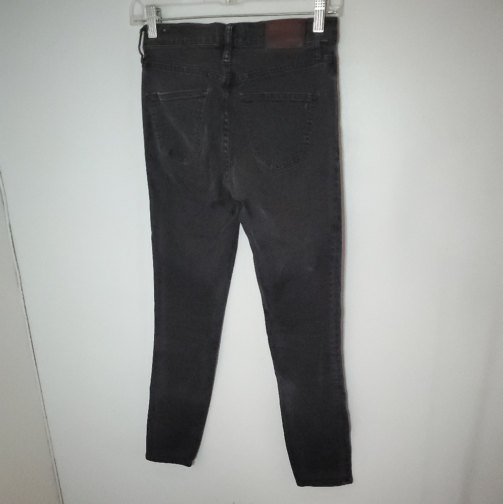 Madewell 10-Inch High Riser Skinny Skinny Jeans in Lunar 26 - Picture 5 of 8